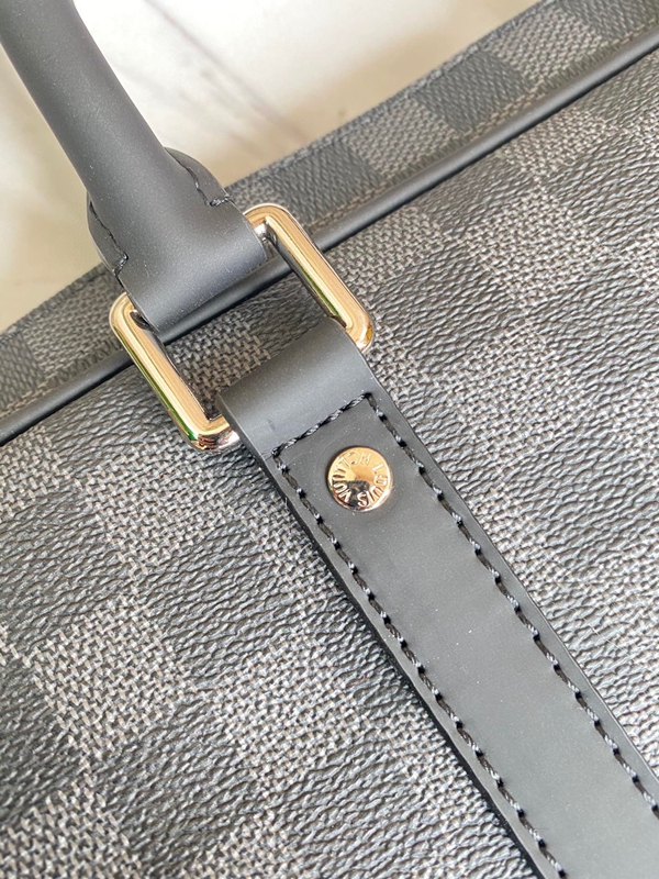 ルイヴィトンバッグ細部ディテール